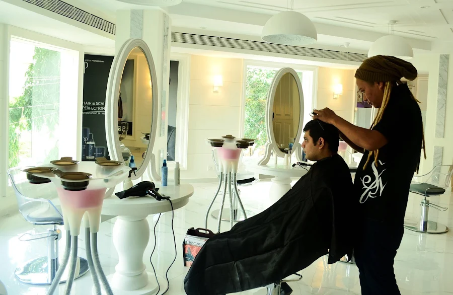 Good Hair Salons in Bangalore